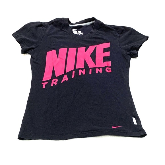 ✨ 3/$30  Nike cotton dry fit t-shirt - Picture 1 of 6